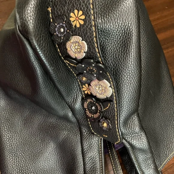 Coach Bandit Hobo with Tea Roses - Picture 10 of 13